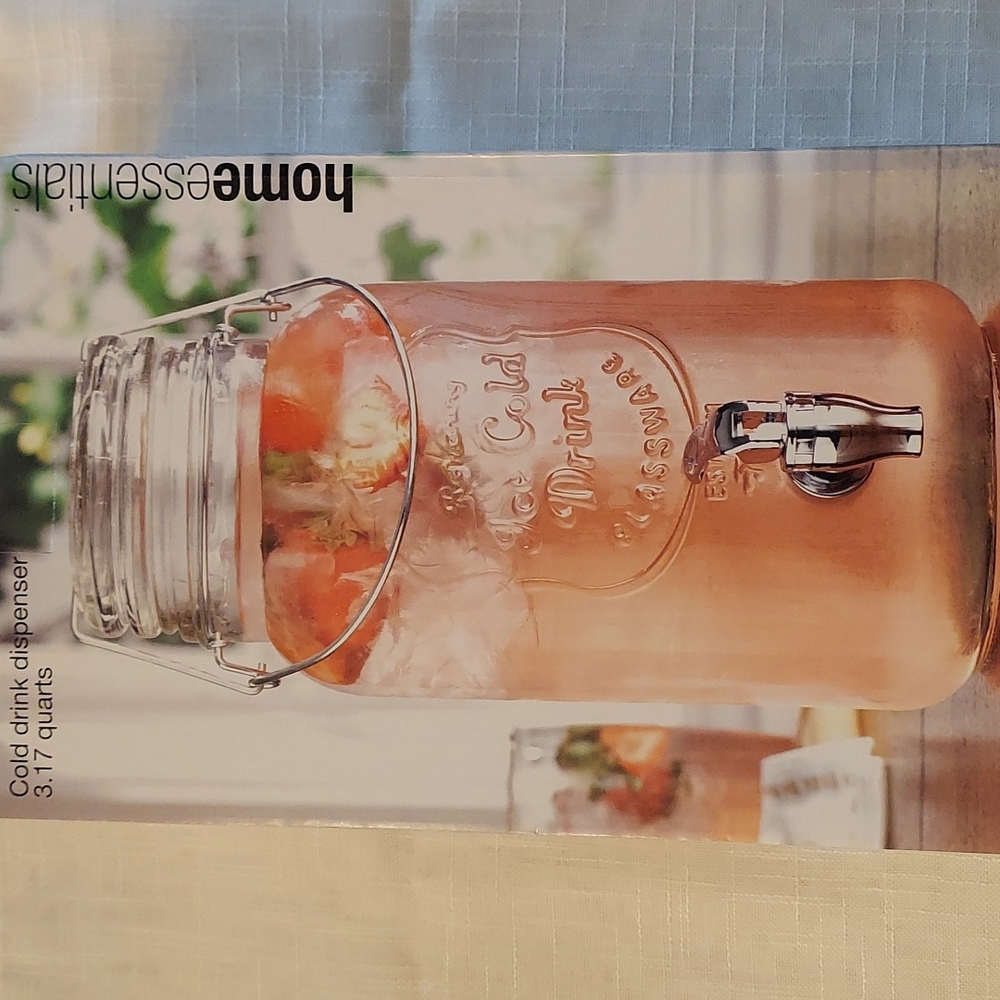 Cold drink dispenser